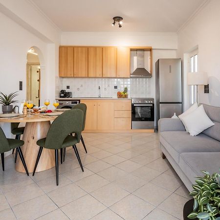 Swan Apartments Plános Екстериор снимка